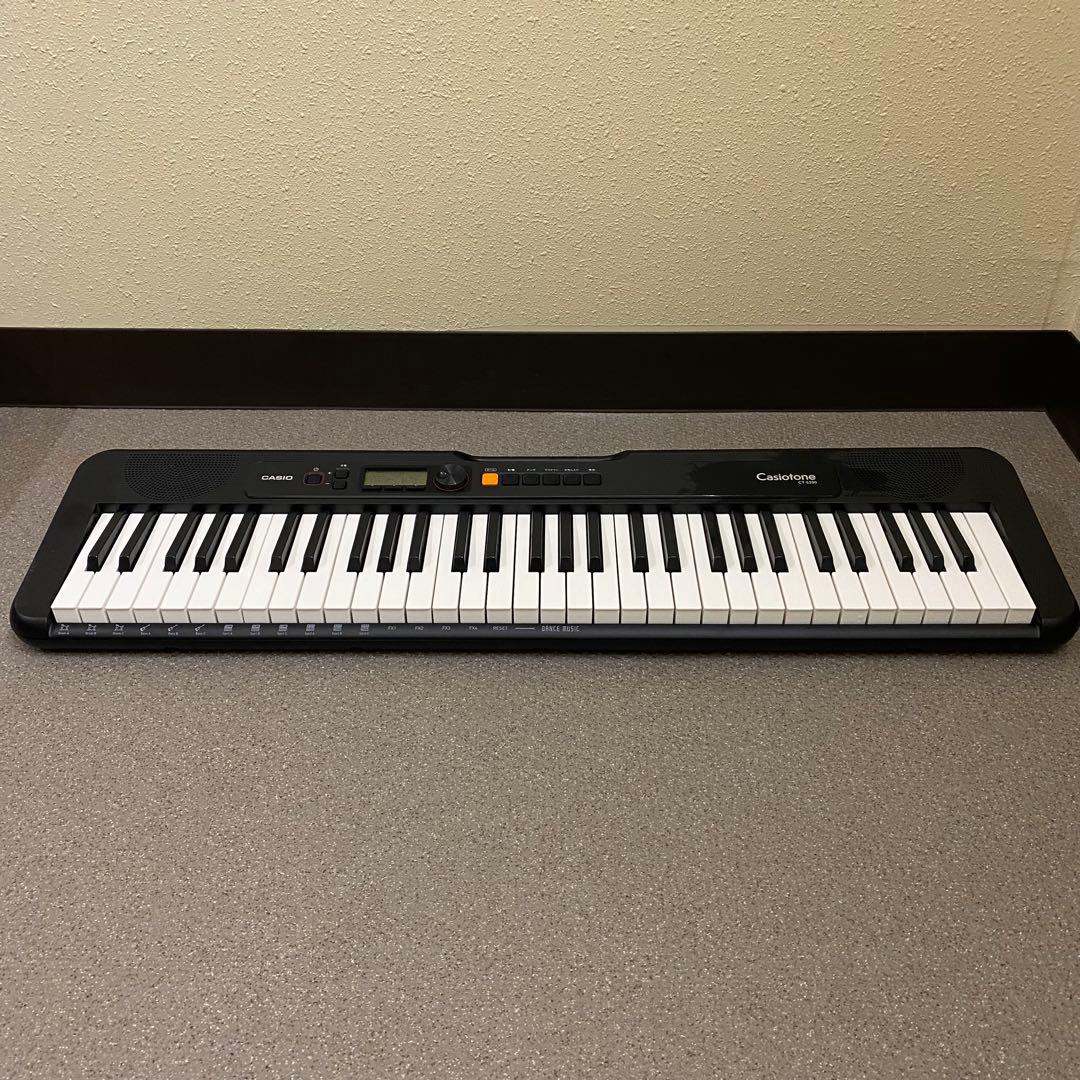 CASIO Casiotone CT-S200 電子ピアノ　キーボード　61鍵