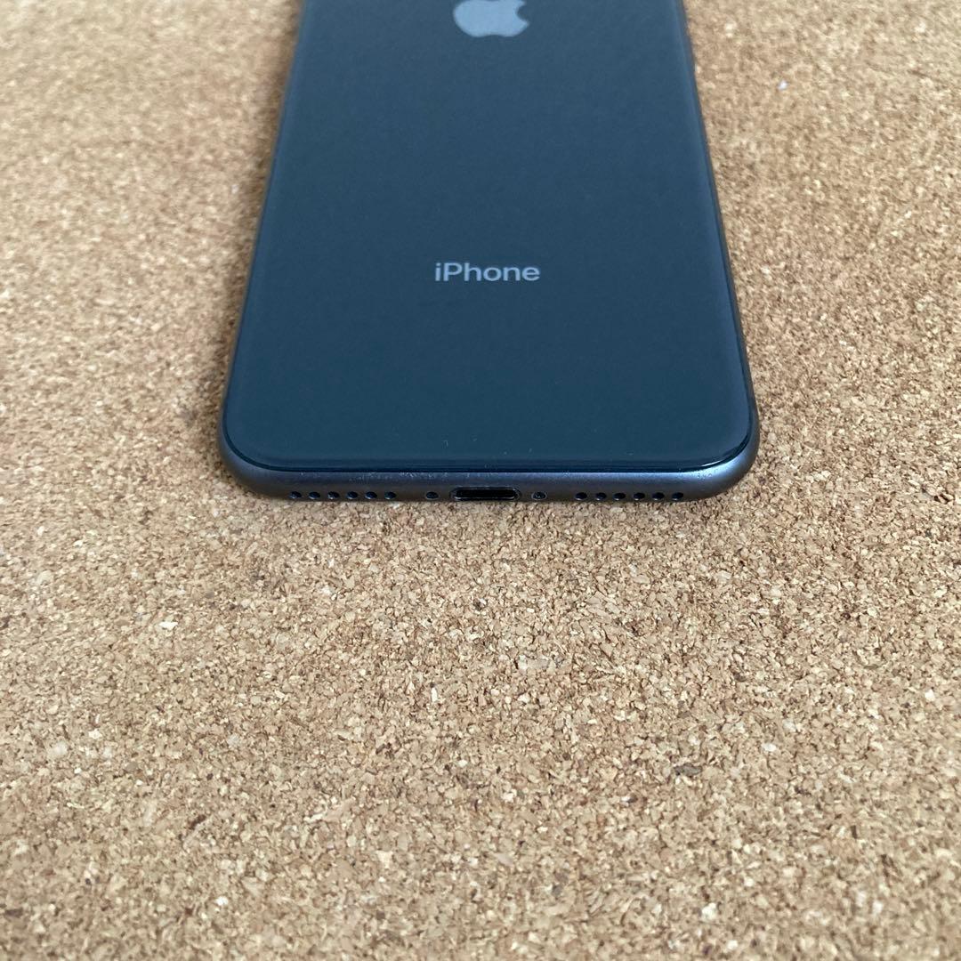 942【早い者勝ち】電池ほぼ新品☆iPhone8 64GB SIMフリー☆