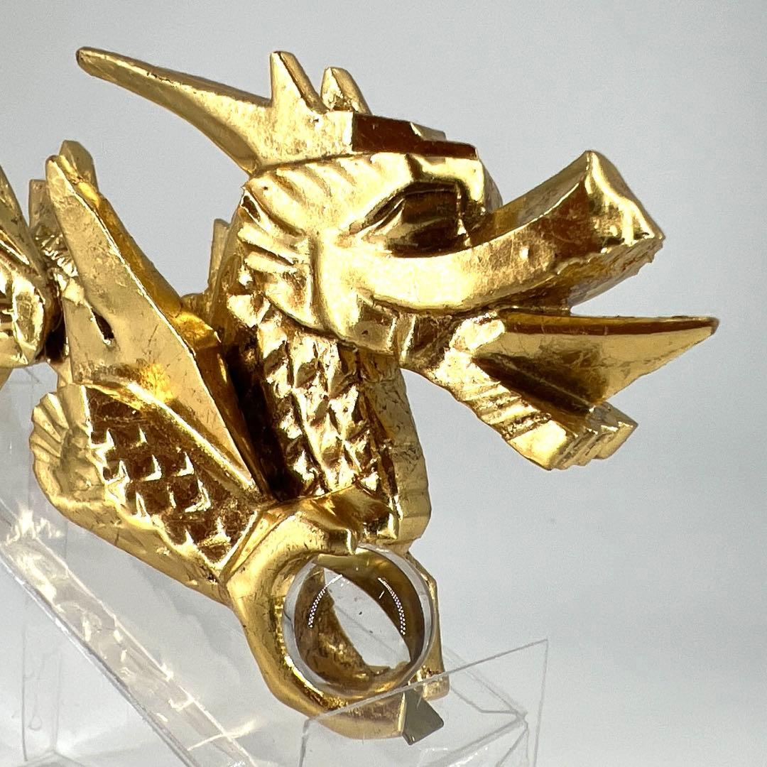 端午の節句　飾竜頭木彫金箔張り水晶玉付き