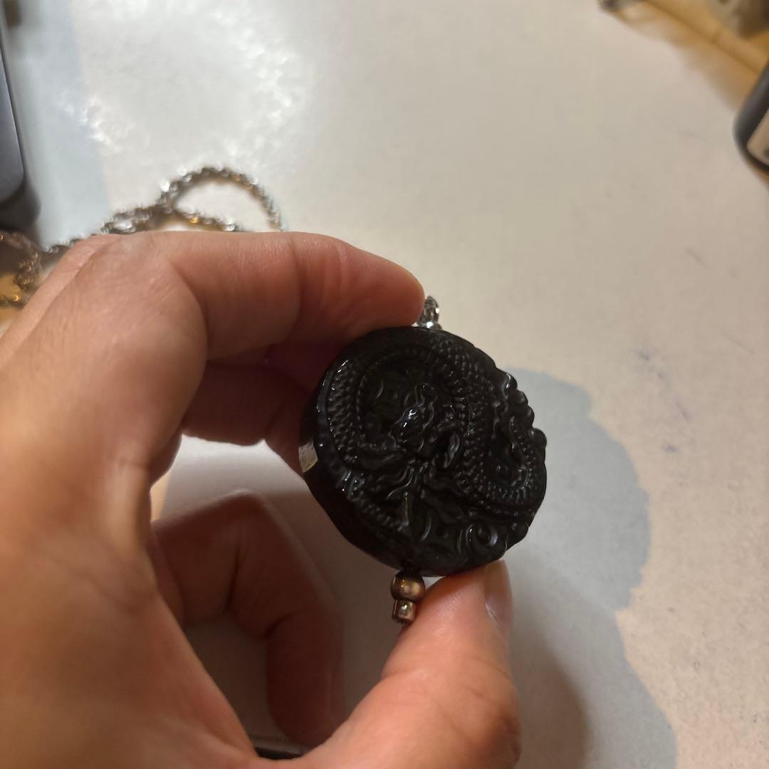 龍のモリオン！ネックレス！すっごいパワー！悪いのを回避してくれるかも！