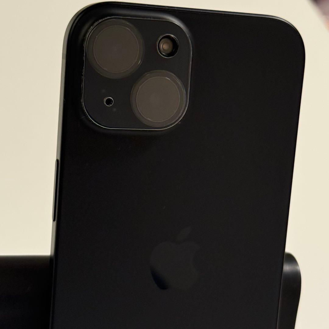 iPhone15 128GB ブラック　覗き見防止フィルム　カメラフィルム付き