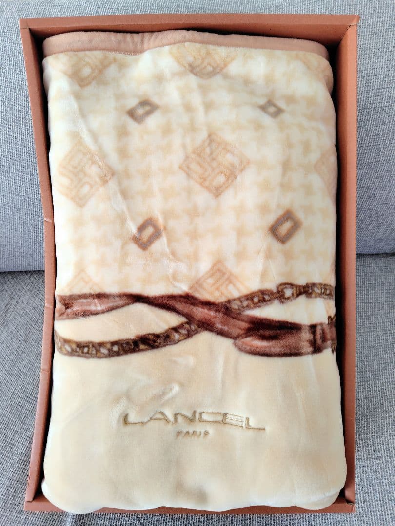 未使用✨️LANCELランセル アクリル毛布✨️シングルサイズ✨️化粧箱無し