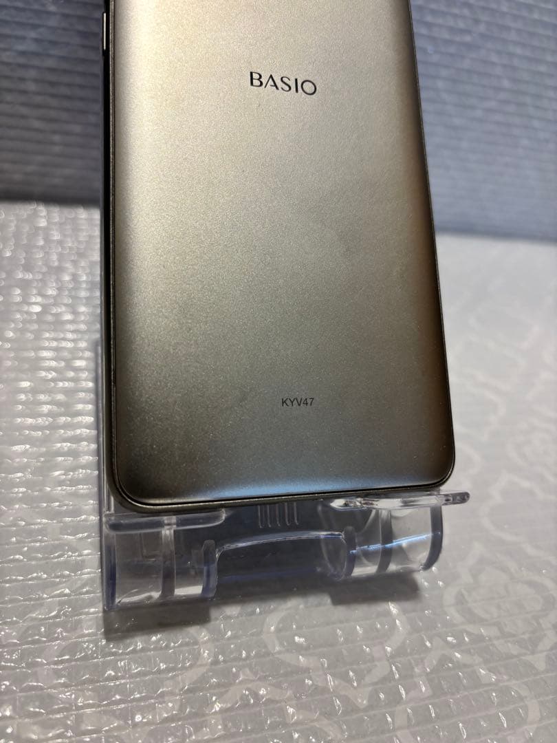 BASIO KYV47 スマートフォン本体