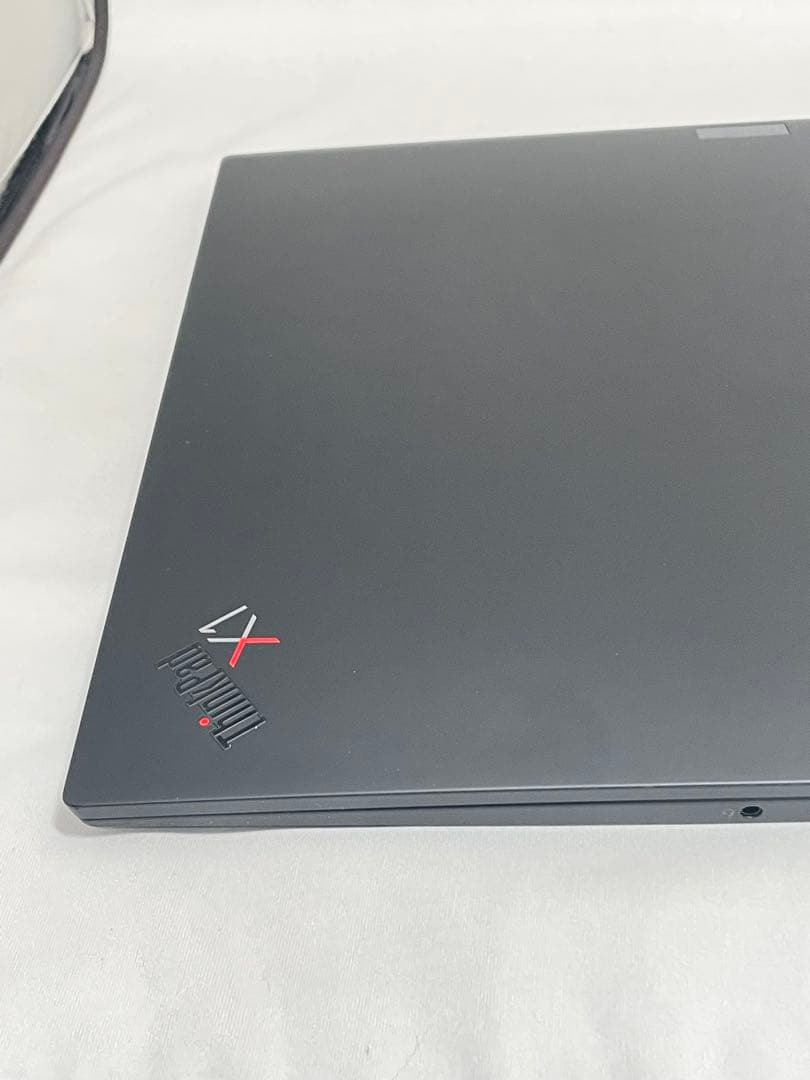 Windowsノート本体 ThinkPad X1 Carbon i5-1235U 8GB DDR5 256