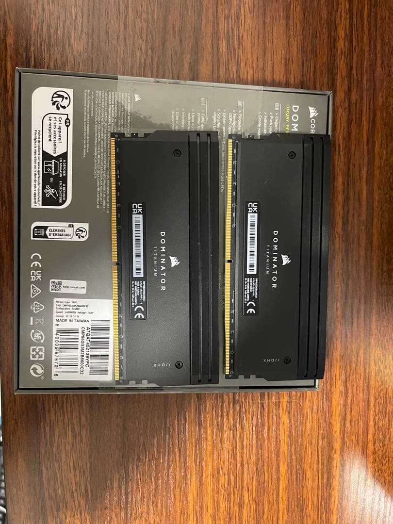 メモリー Dominator Titanium DDR5 96Gb 6800Mhz