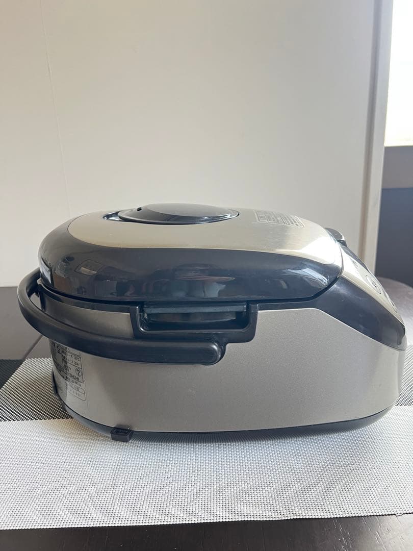 【2023年製・美品】日立 IH炊飯器 5.5合大火力IH 極上炊き シルバー