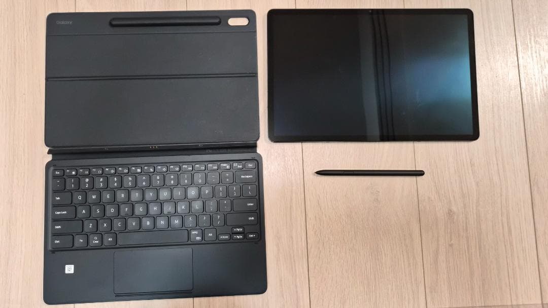 【美品】Galaxy Tab S8+ 本体 + 純正カバーキーボード セット
