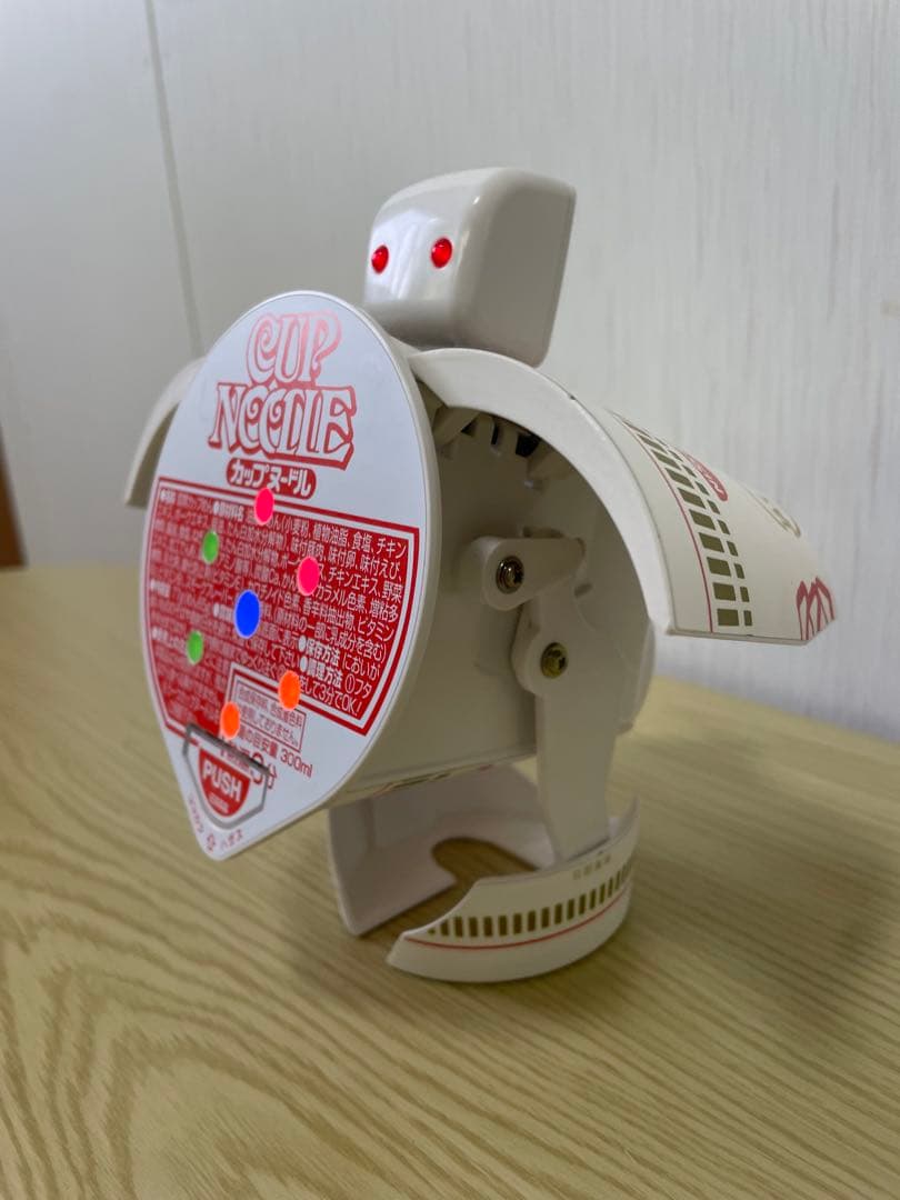 カップヌードルロボタイマー　しゃべる！動く！ 非売品 実働