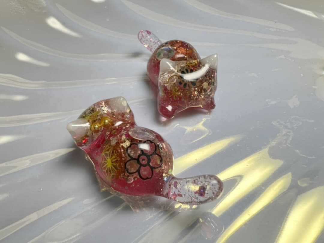 【No.123】和柄 じゃれ猫 クリアピンクカラー キラキラ お正月