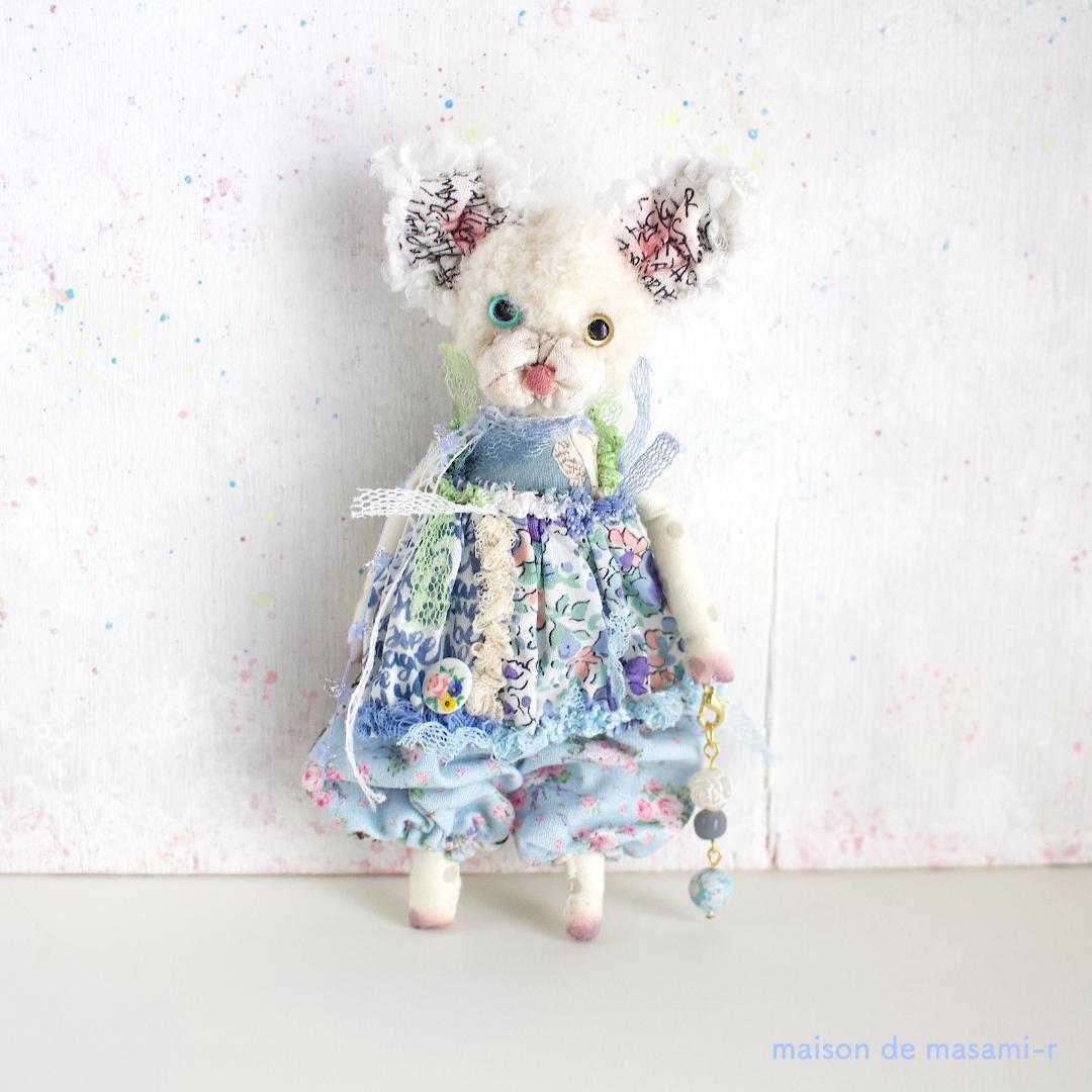 白猫（オッドアイ）のミニぬいぐるみ 15cm バックチャーム付き moda