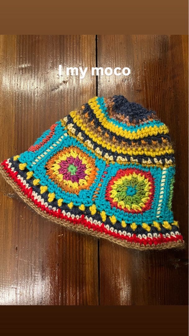 ハンドメイド☺︎グラニースクエア☺︎ウッドストックハット☺︎深めバケハ☺︎ヒッピー☺︎