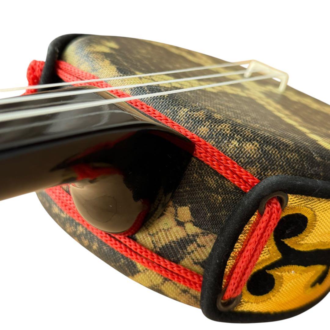 三線 人工皮 琉球楽器 沖縄 蛇皮デザイン 胴巻き 練習用 初心者向け 美品