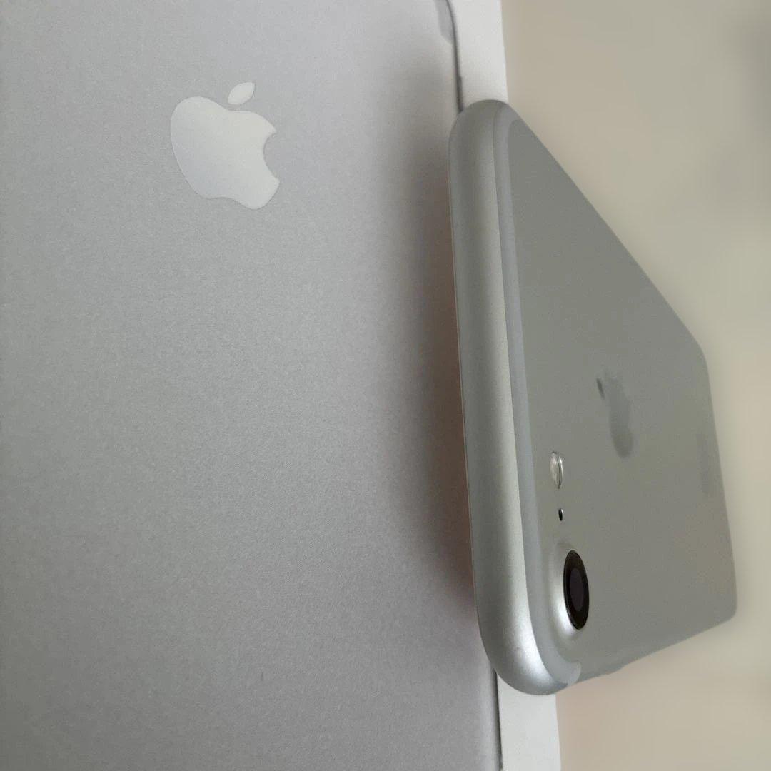 iPhone7 32GB 美品