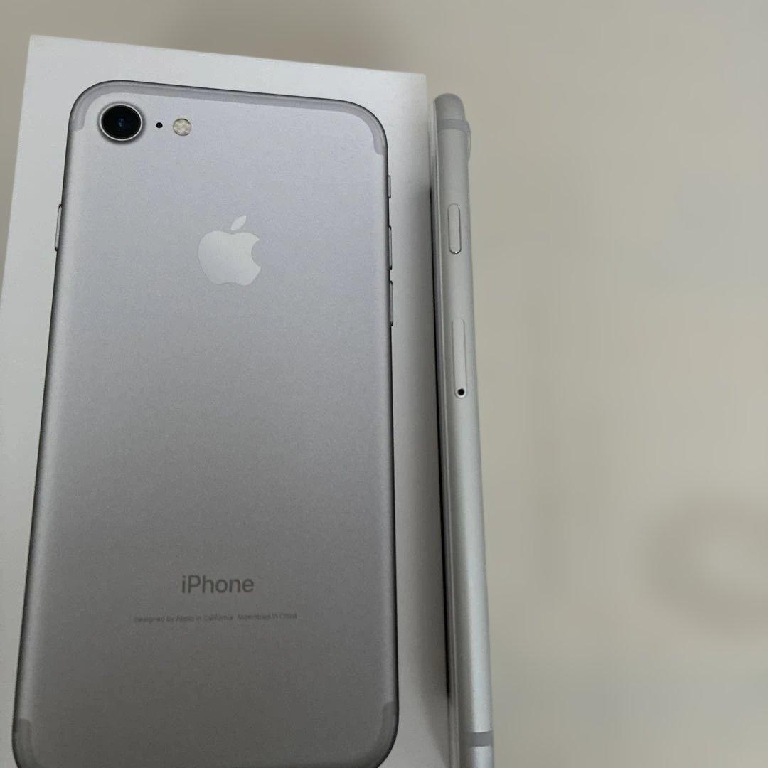 iPhone7 32GB 美品