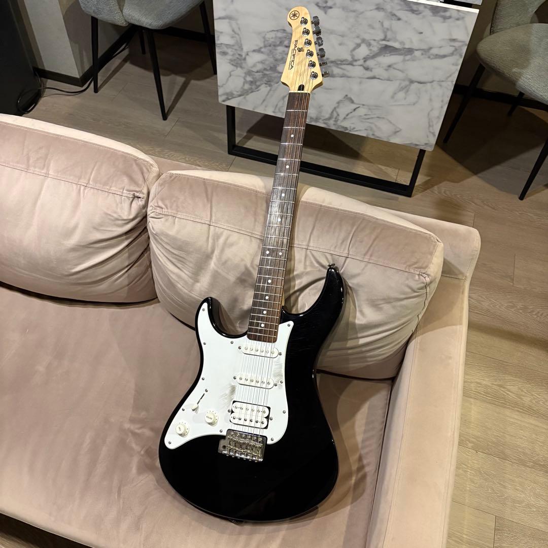 YAMAHA Pacifica112JL (BLK) レフティ　アーム付