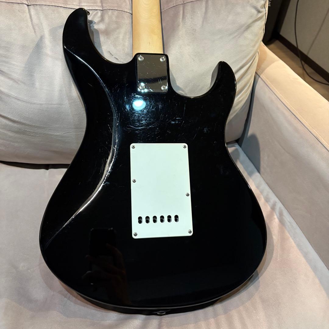 YAMAHA Pacifica112JL (BLK) レフティ　アーム付