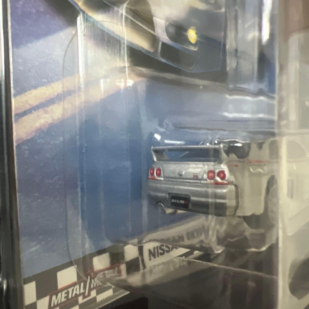 y*2様 【即日発送】ＨＷブールバード ＃2 日産 スカイライン GT-R33