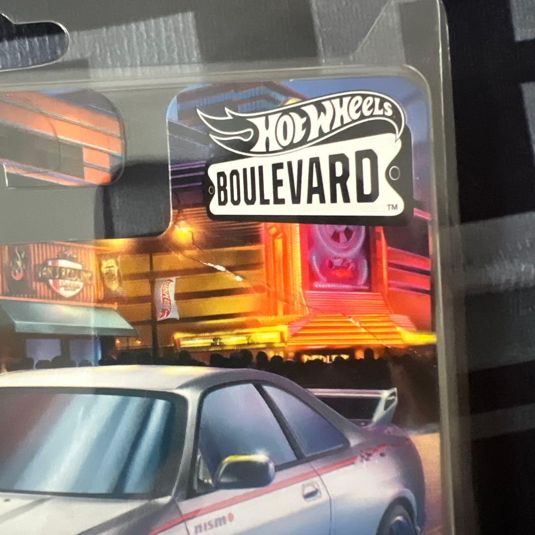 y*2様 【即日発送】ＨＷブールバード ＃2 日産 スカイライン GT-R33