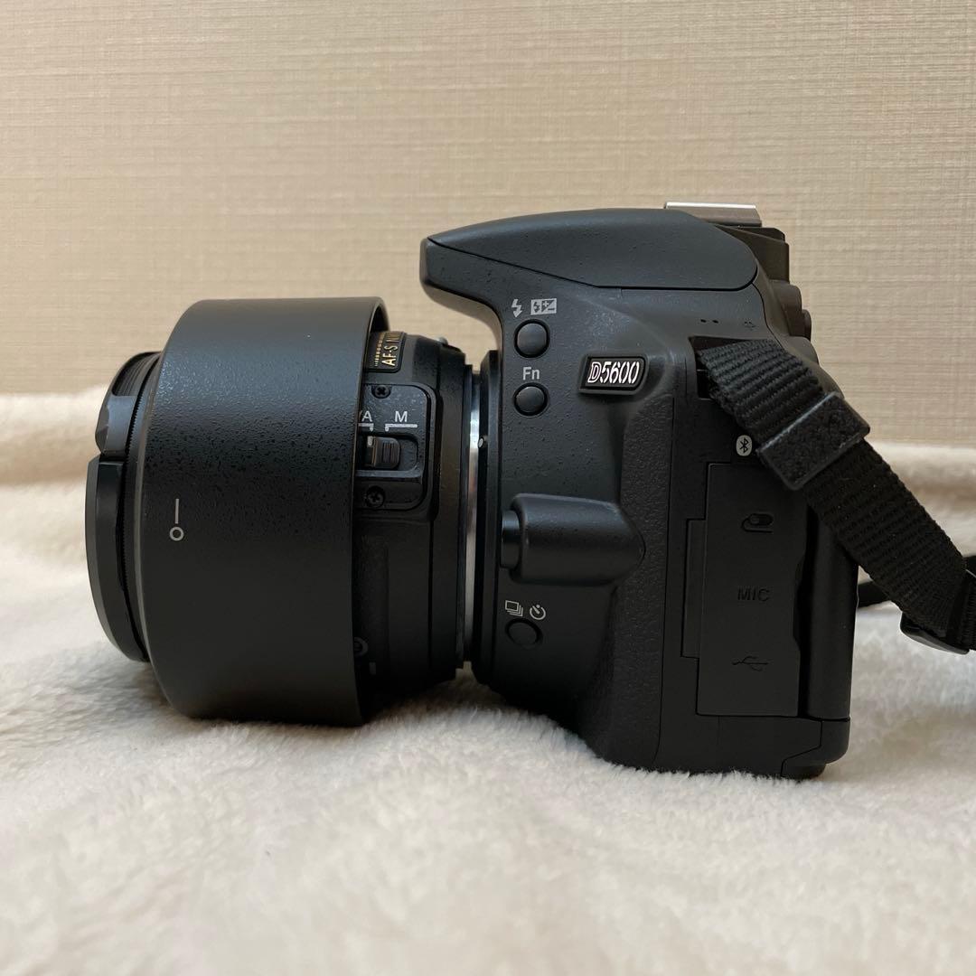 Nicon D5600 ダブルズームキッド&単焦点レンズ付き