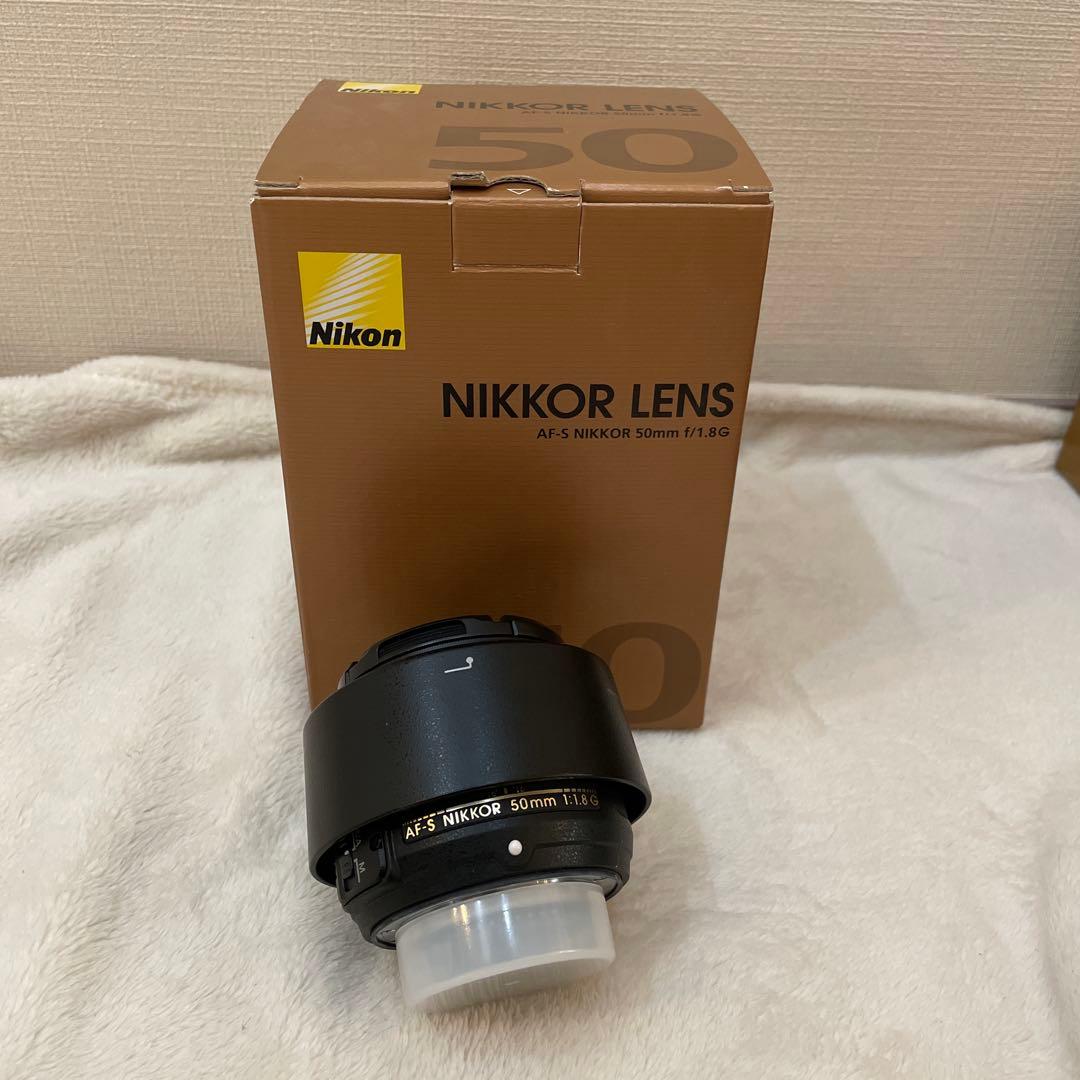 Nicon D5600 ダブルズームキッド&単焦点レンズ付き