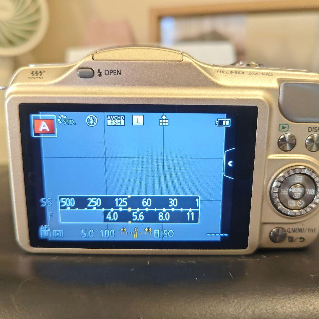 デジタルカメラ Panasonic LUMIX GF5