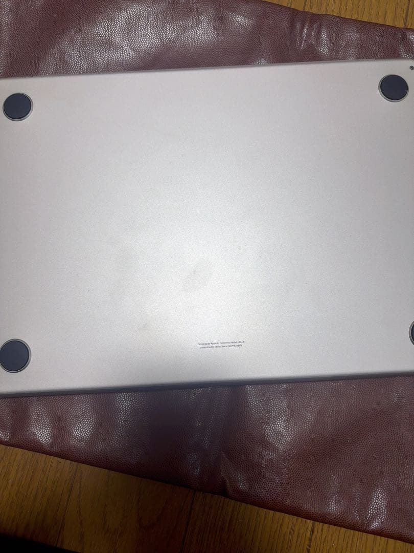 Apple MacBook イヤホン