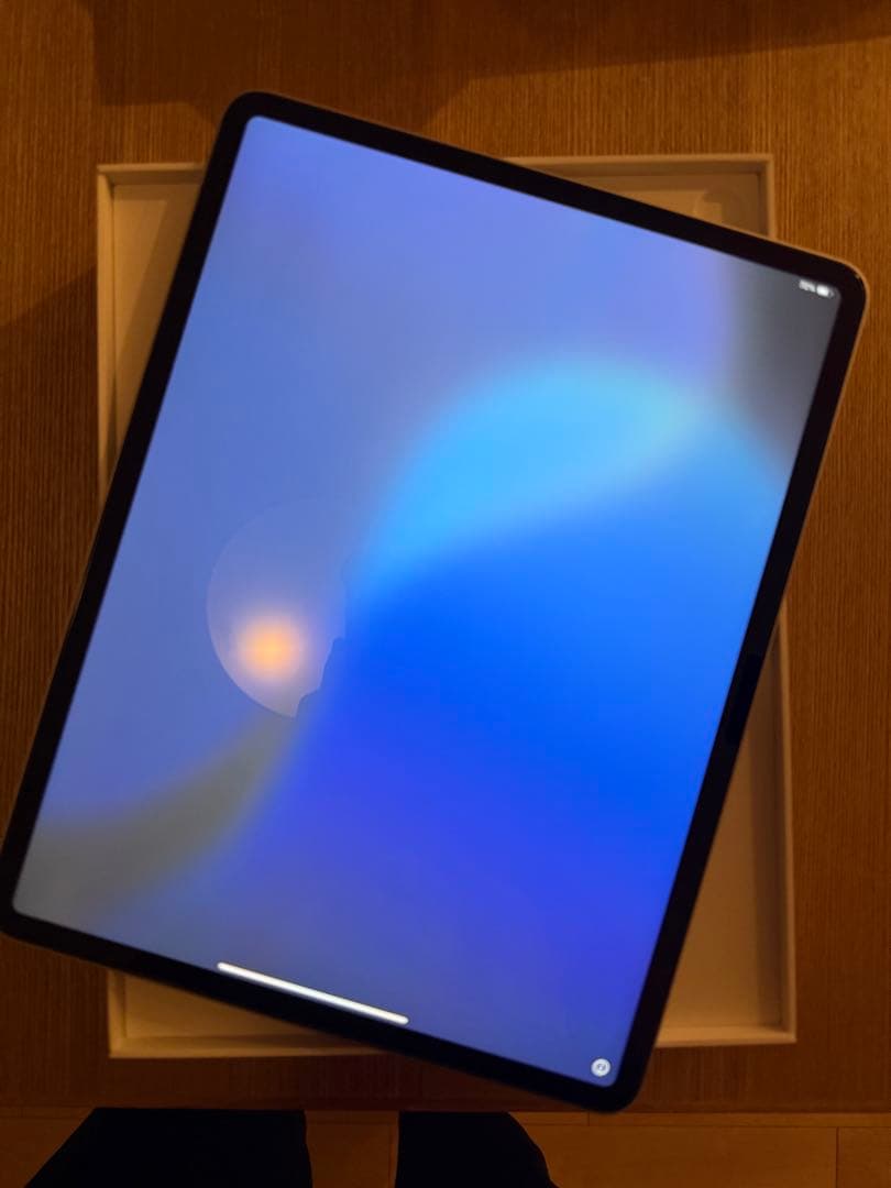 iPad Air M2 13インチ　スターライト 本体