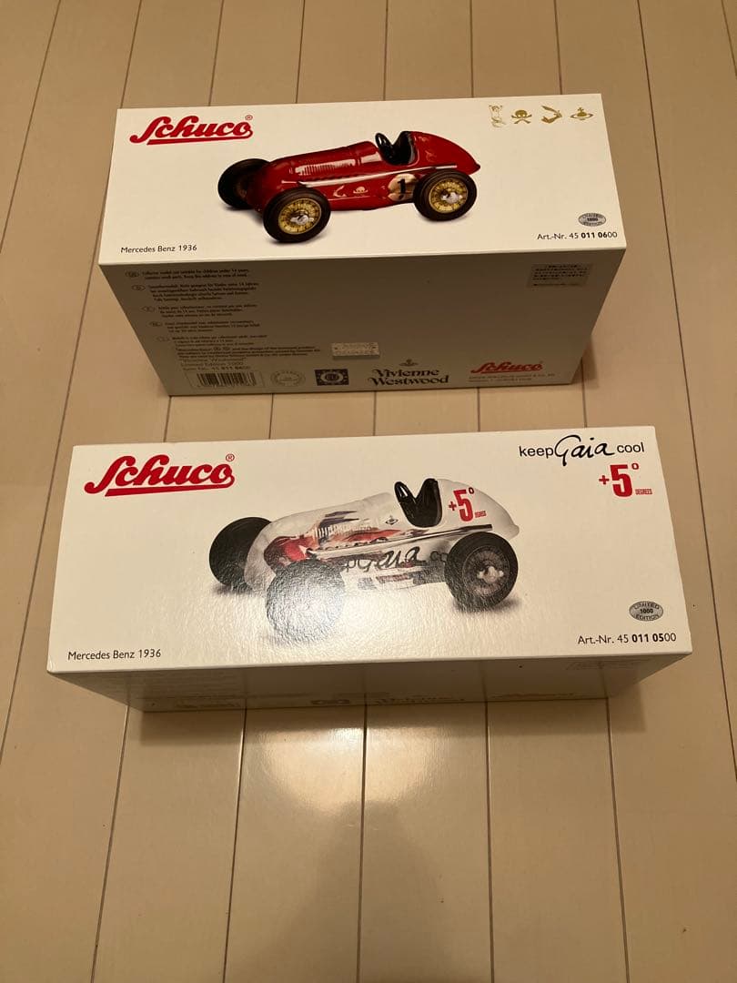 ヴィヴィアン　Schuco 限定　ミニカー