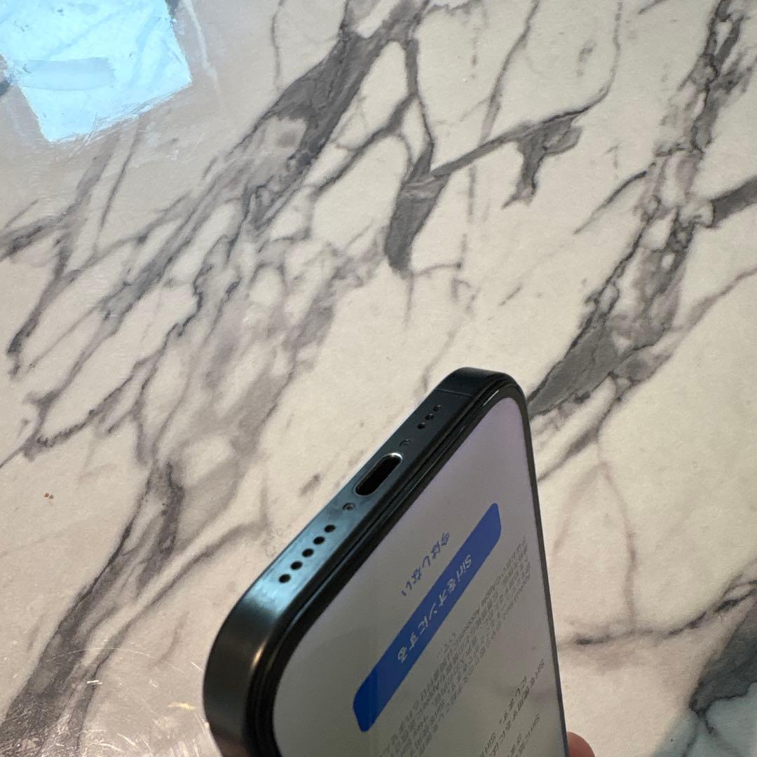 【訳あり動作品】iPhone15 Pro 256GB ブラックチタニウム