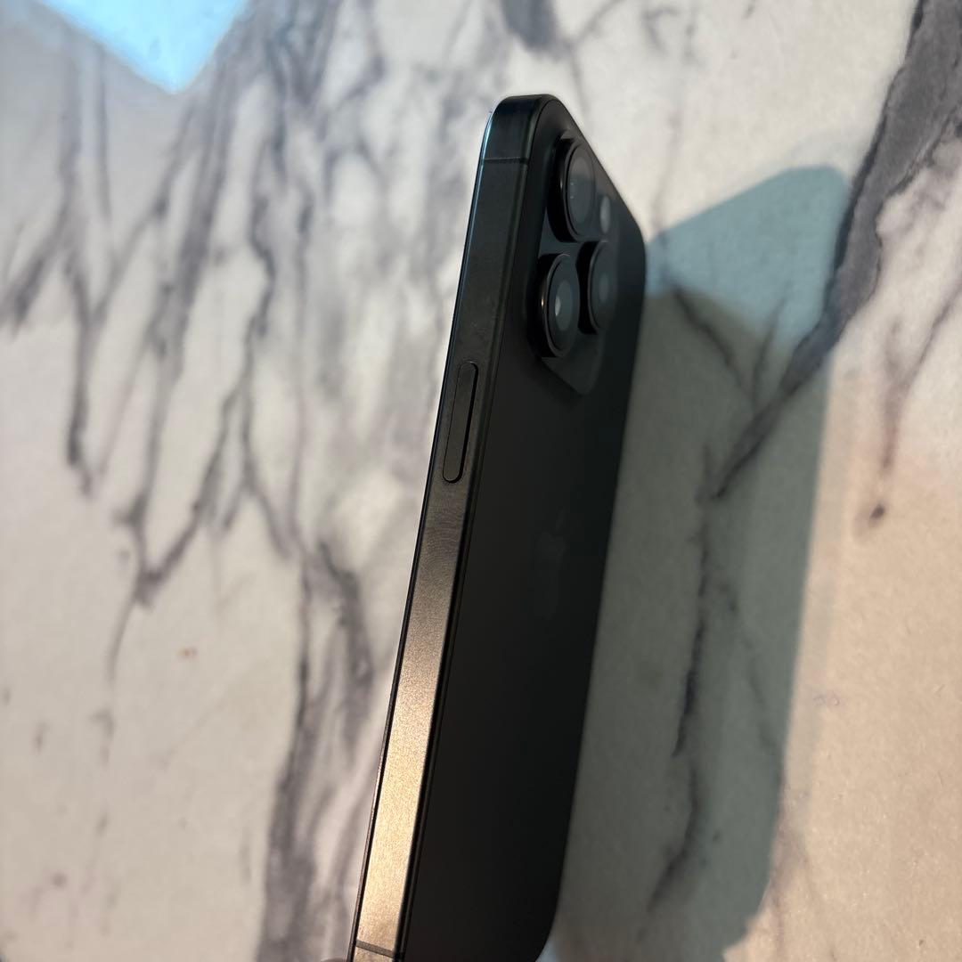 【訳あり動作品】iPhone15 Pro 256GB ブラックチタニウム
