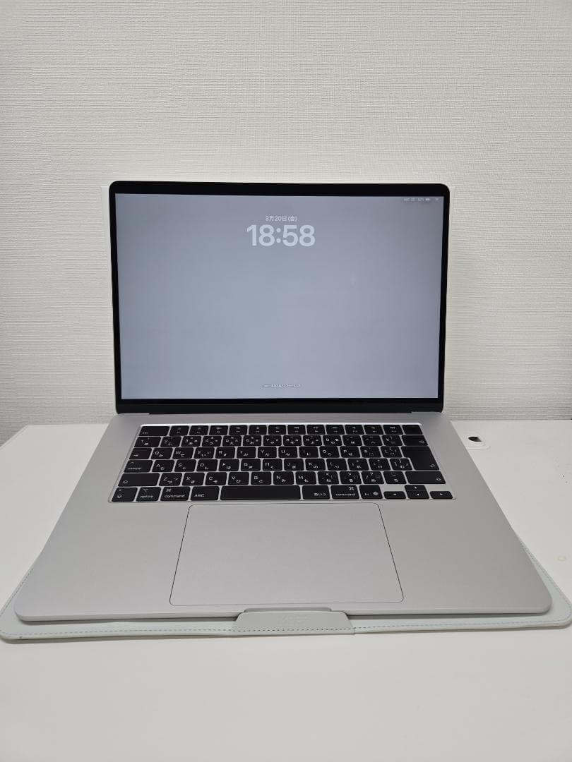 M4 MacBookAir 15inch 16GB/256GB【MOFT付】