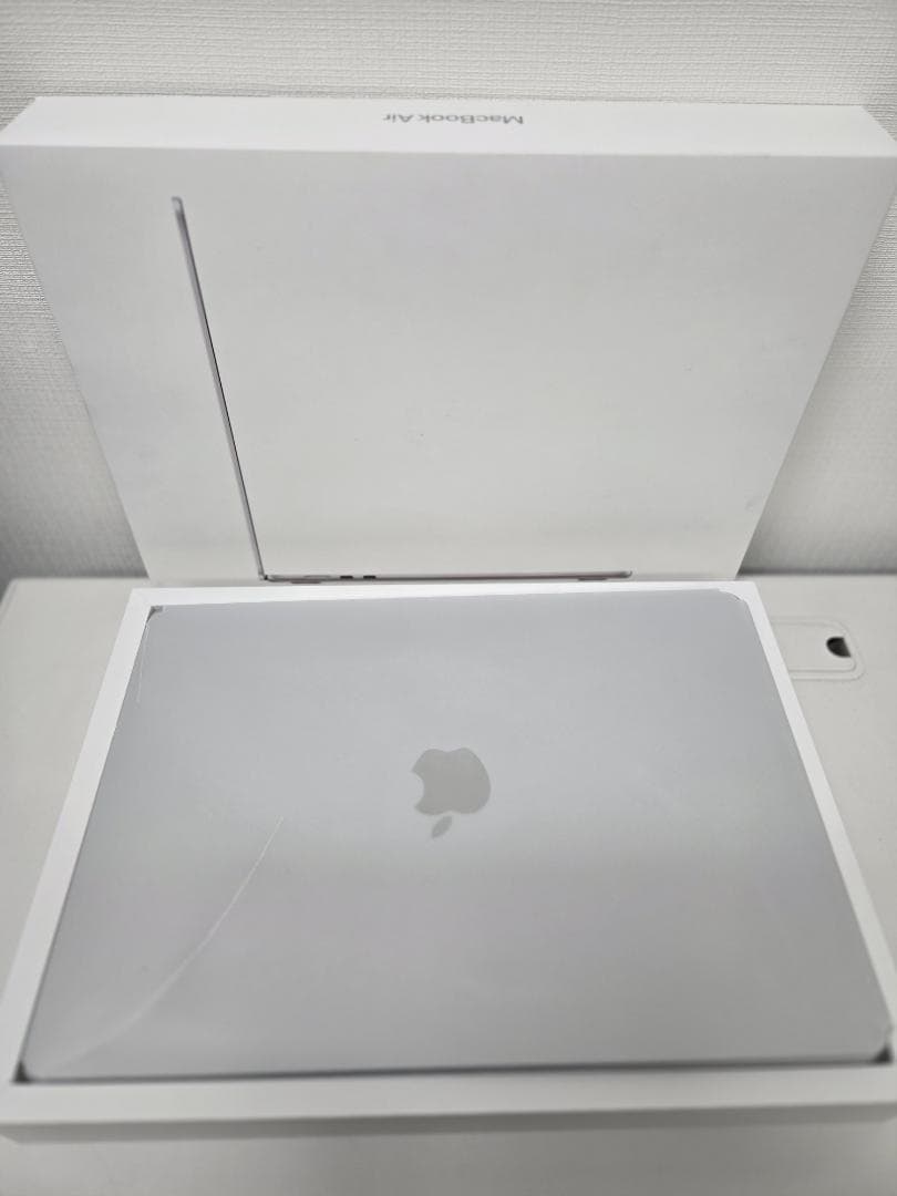 M4 MacBookAir 15inch 16GB/256GB【MOFT付】