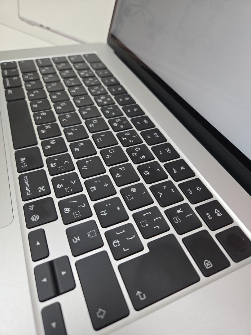 M4 MacBookAir 15inch 16GB/256GB【MOFT付】