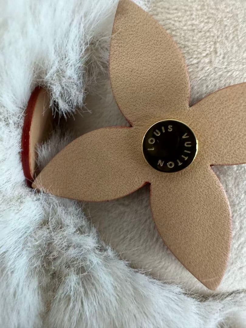 Louis Vuitton 新品同様 フラワーぬいぐるみ