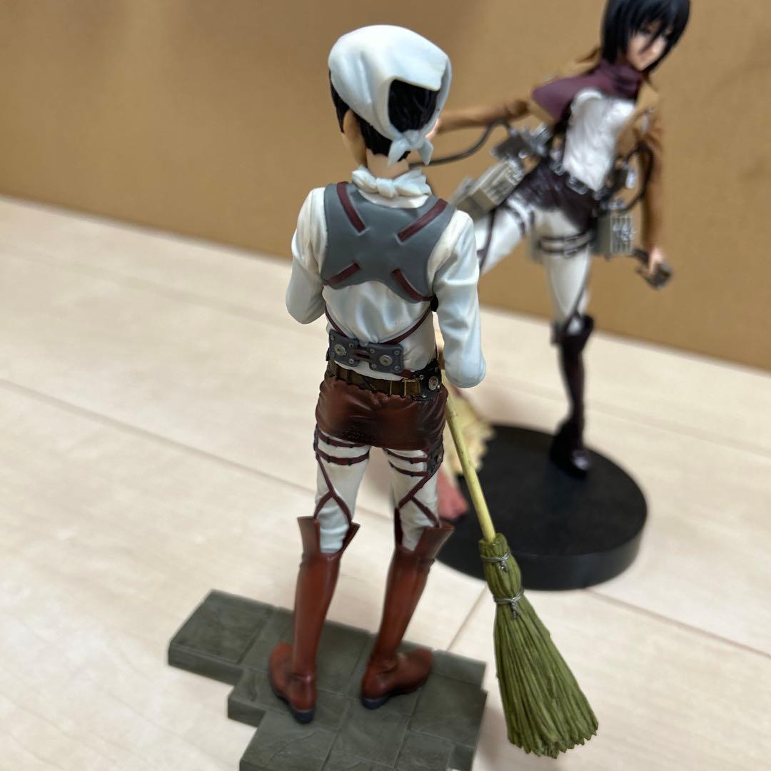 進撃の巨人　フィギュア　まとめ売り　ジャンク　エレン　ミカサ　4本