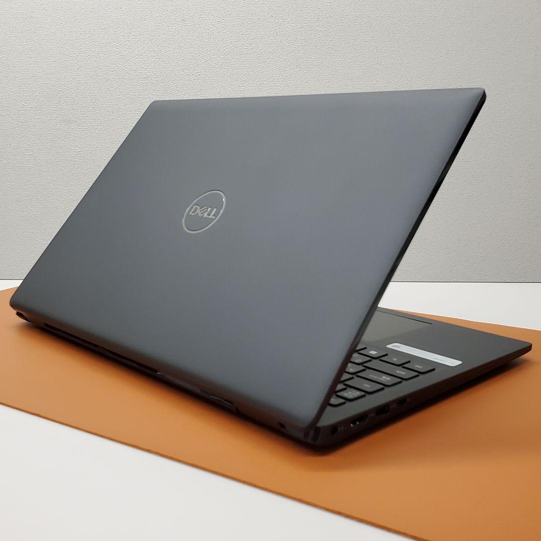 【商品番号1808】　DELL　15.6型ノートパソコン　 2022年製