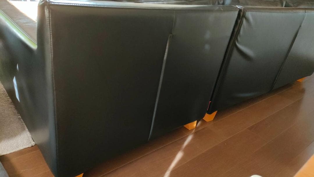 【値下げ中】HUKLA 総革張り仕様 フクラ L字型 カウチソファセット（中古）