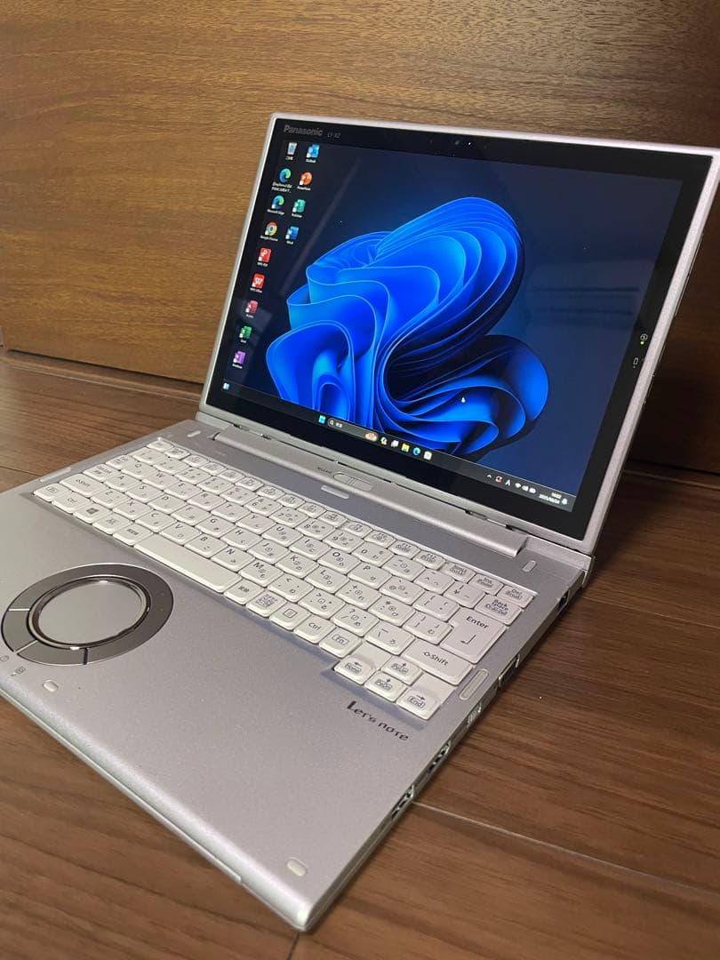 美品Panasonic レッツノートCF-XZ6 2in1 Office2021