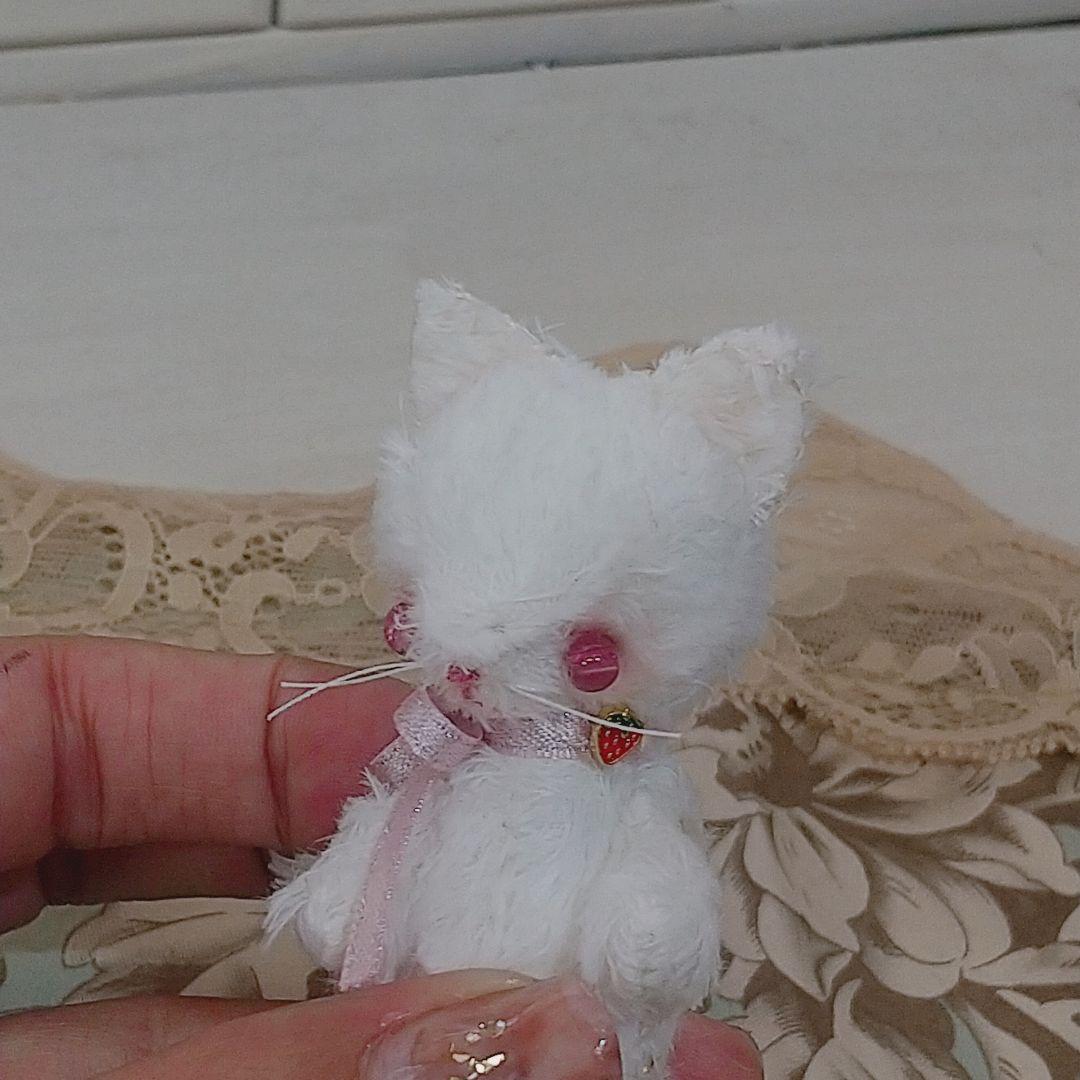 テディベア 小さな 白猫 しろねこ アーティストベア 玩具 ぬいぐるみ