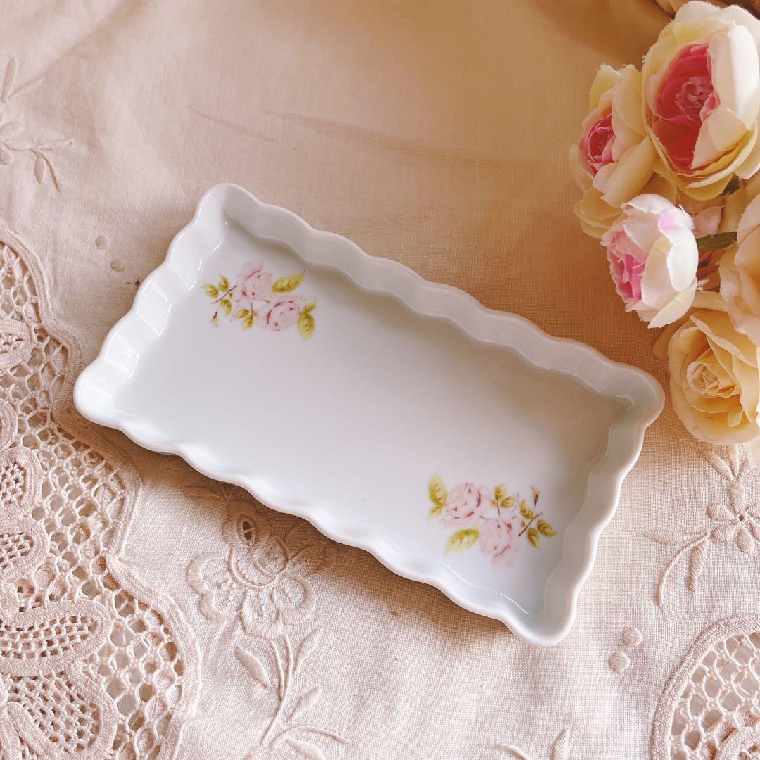 お値下げ♡イマンダイアナローズプレートお皿陶器マニー薔薇マニーローズバスケット