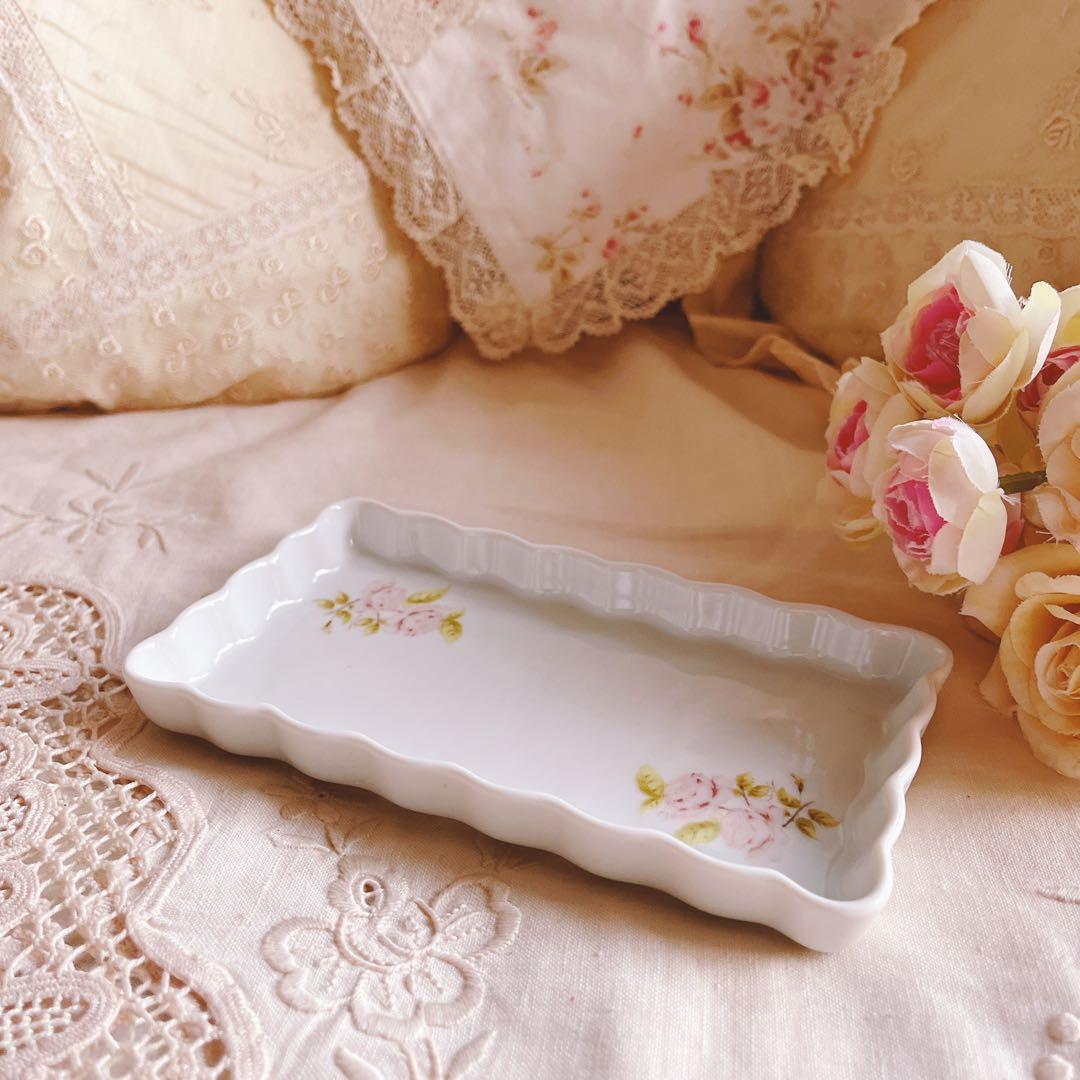 お値下げ♡イマンダイアナローズプレートお皿陶器マニー薔薇マニーローズバスケット