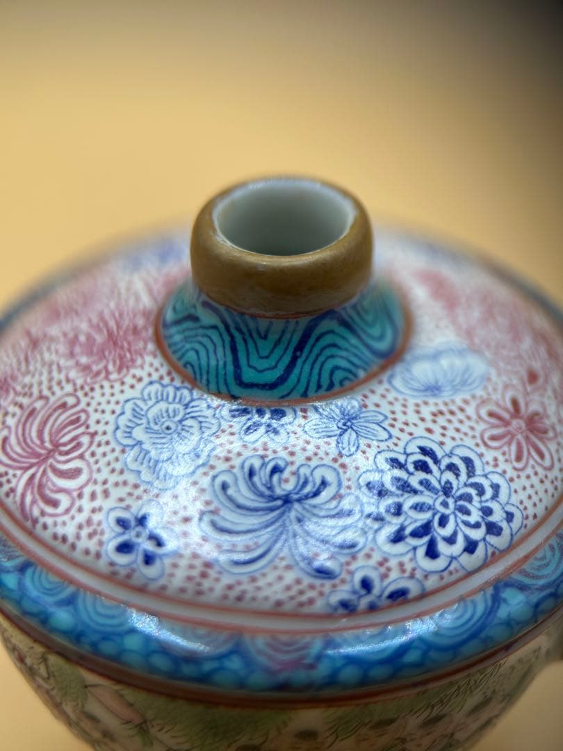 中国美術 乾隆年製銘 百子図 色絵 豆香炉（小壺）中国古玩