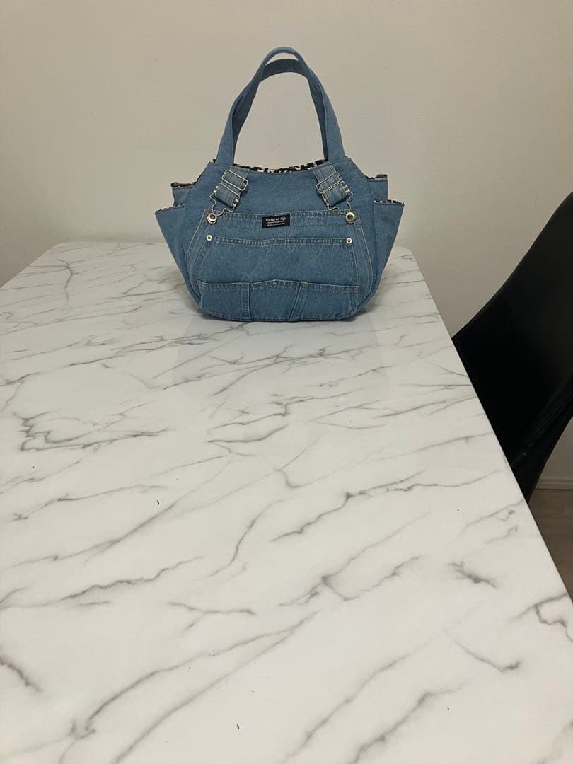 1098 大きめデニムリメイクバック　ハンドメイド