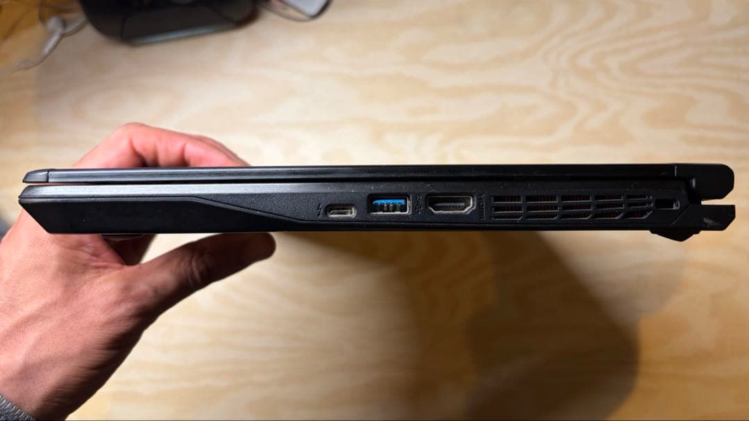 MSI GS43VR 16GB GeForce1060 ジャンク バッテリー欠品