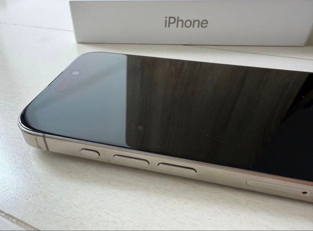 【美品】iPhone15pro本体