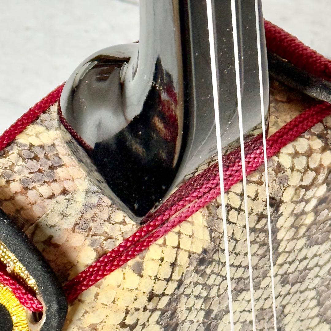 沖縄三線 本蛇皮張り ハードケース付き