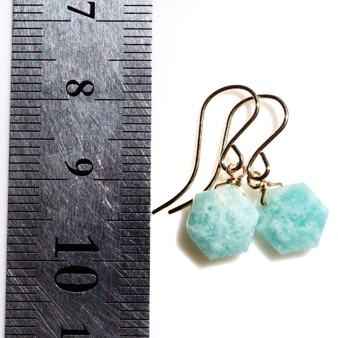 【じばにゃん】宝石質エメラルドクォーツの大粒ピアス