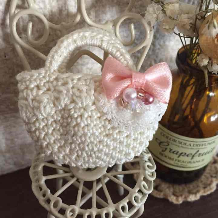 確認用 ガーリーリボン レース編みのミニチュアバッグ