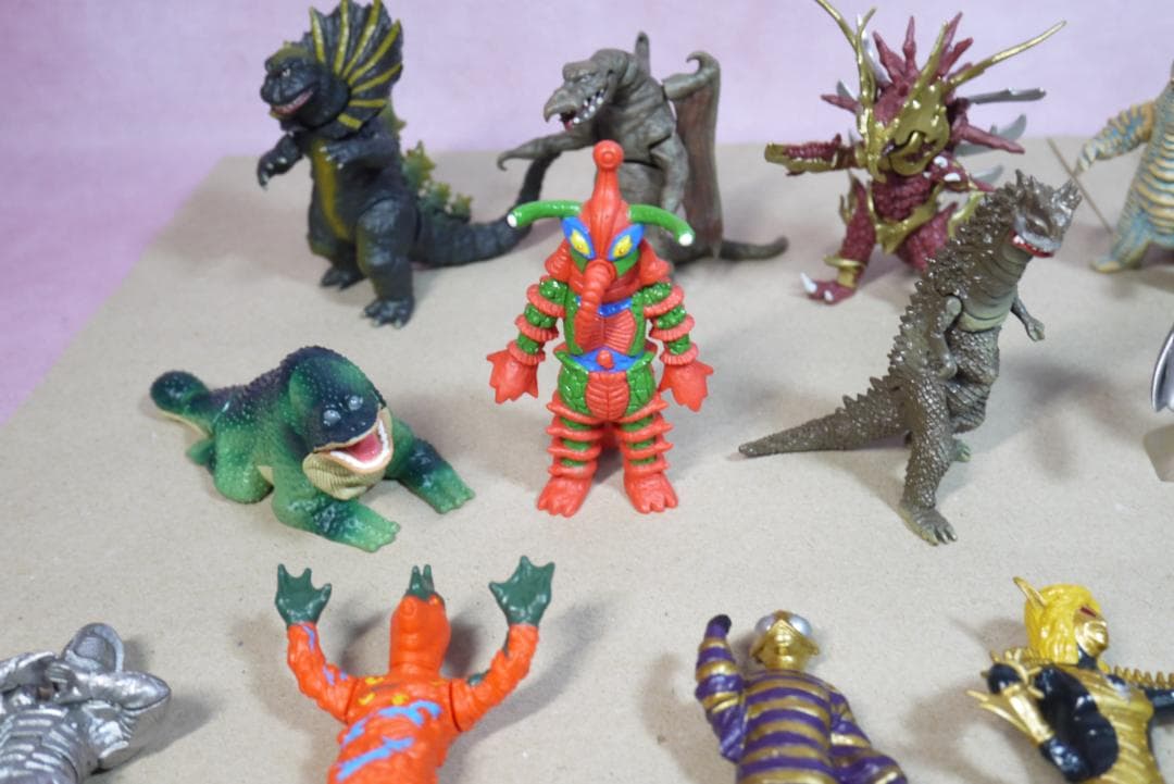 HG DG ほか　ウルトラマン　ウルトラ怪獣　42体