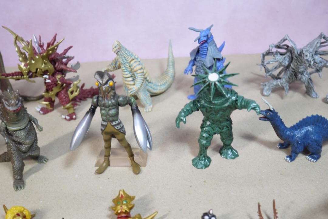 HG DG ほか　ウルトラマン　ウルトラ怪獣　42体